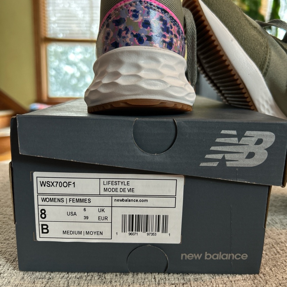 New Balance Women's Green and Pink Sneakers - Picture 5 of 6